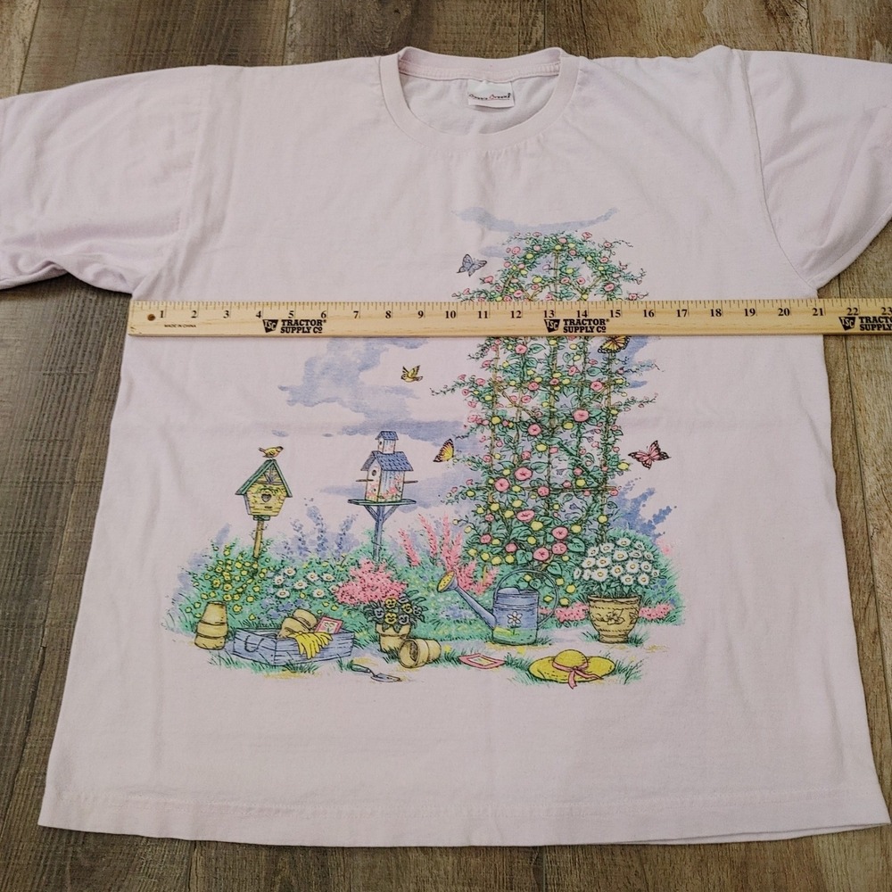 Bobbie Brooks Vintage Garden Graphic T-Shirt Pink Cottagecore Floral Birdhouse L - Picture 4 of 8